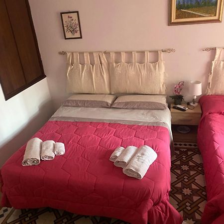 B&B Con Cucina La Ninfea Кальтаджироне Экстерьер фото