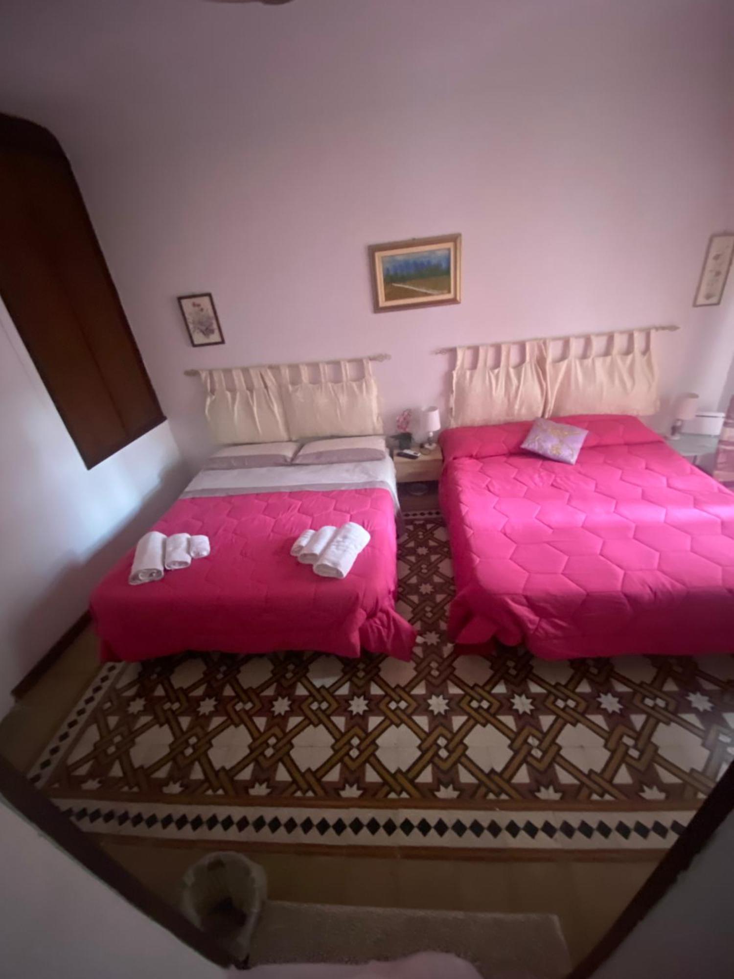 B&B Con Cucina La Ninfea Кальтаджироне Экстерьер фото