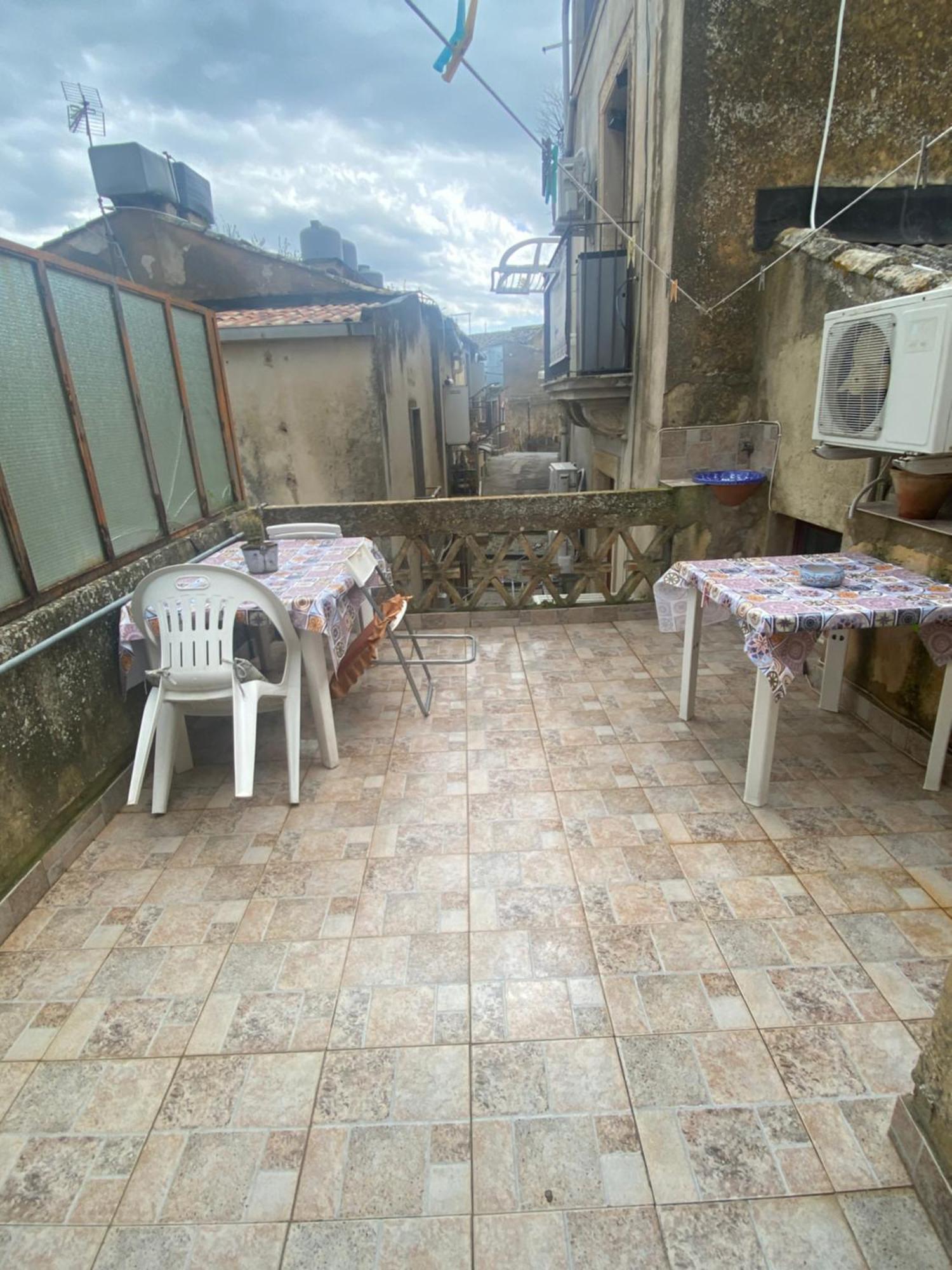 B&B Con Cucina La Ninfea Кальтаджироне Экстерьер фото